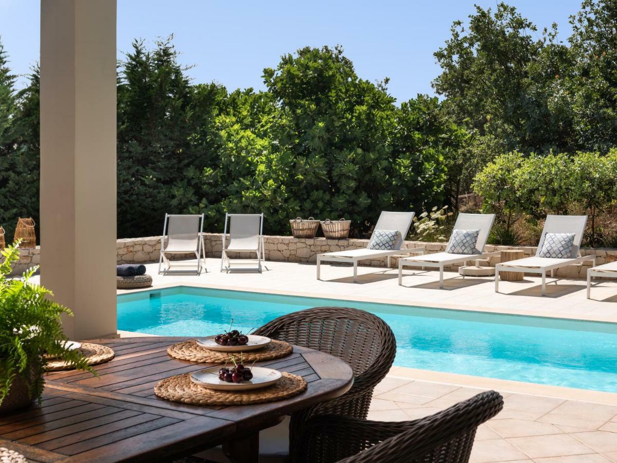 Levantes Luxury Home - Nature Inspired, Pool & Bbq, By Thinkvilla Prinés المظهر الخارجي الصورة
